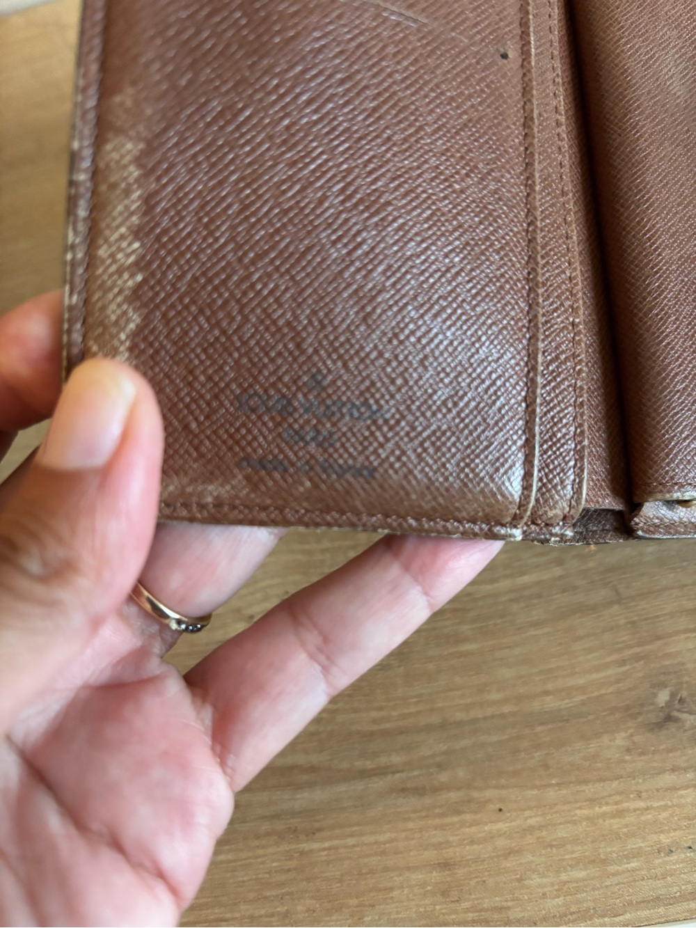 Authentic Louis Vuitton monogram french wallet - Picture 8 of 9